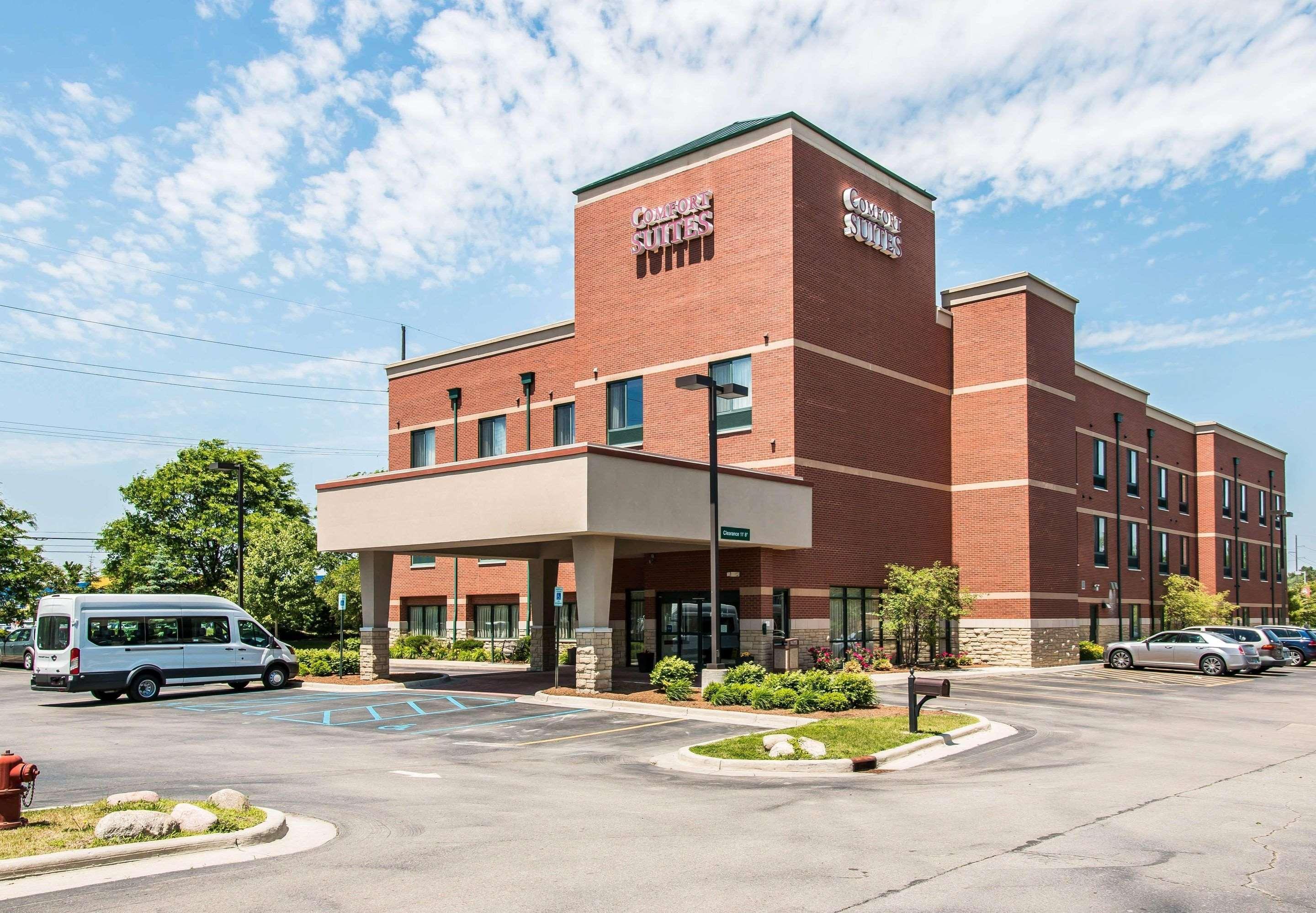 Comfort Suites Canton - Detroit Ngoại thất bức ảnh