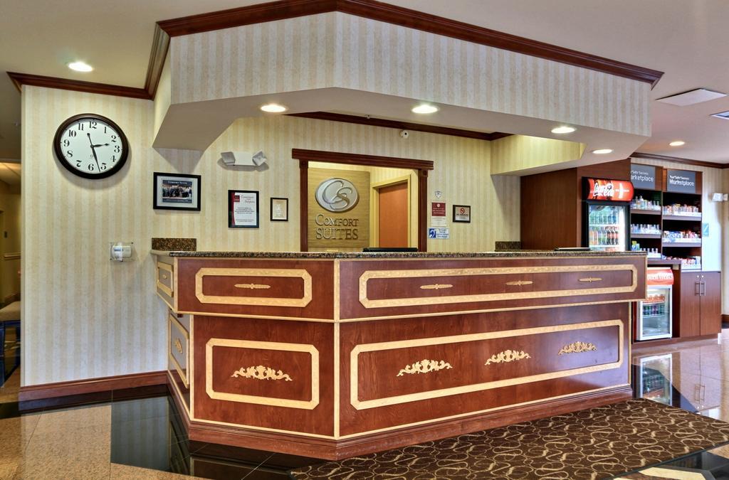 Comfort Suites Canton - Detroit Ngoại thất bức ảnh