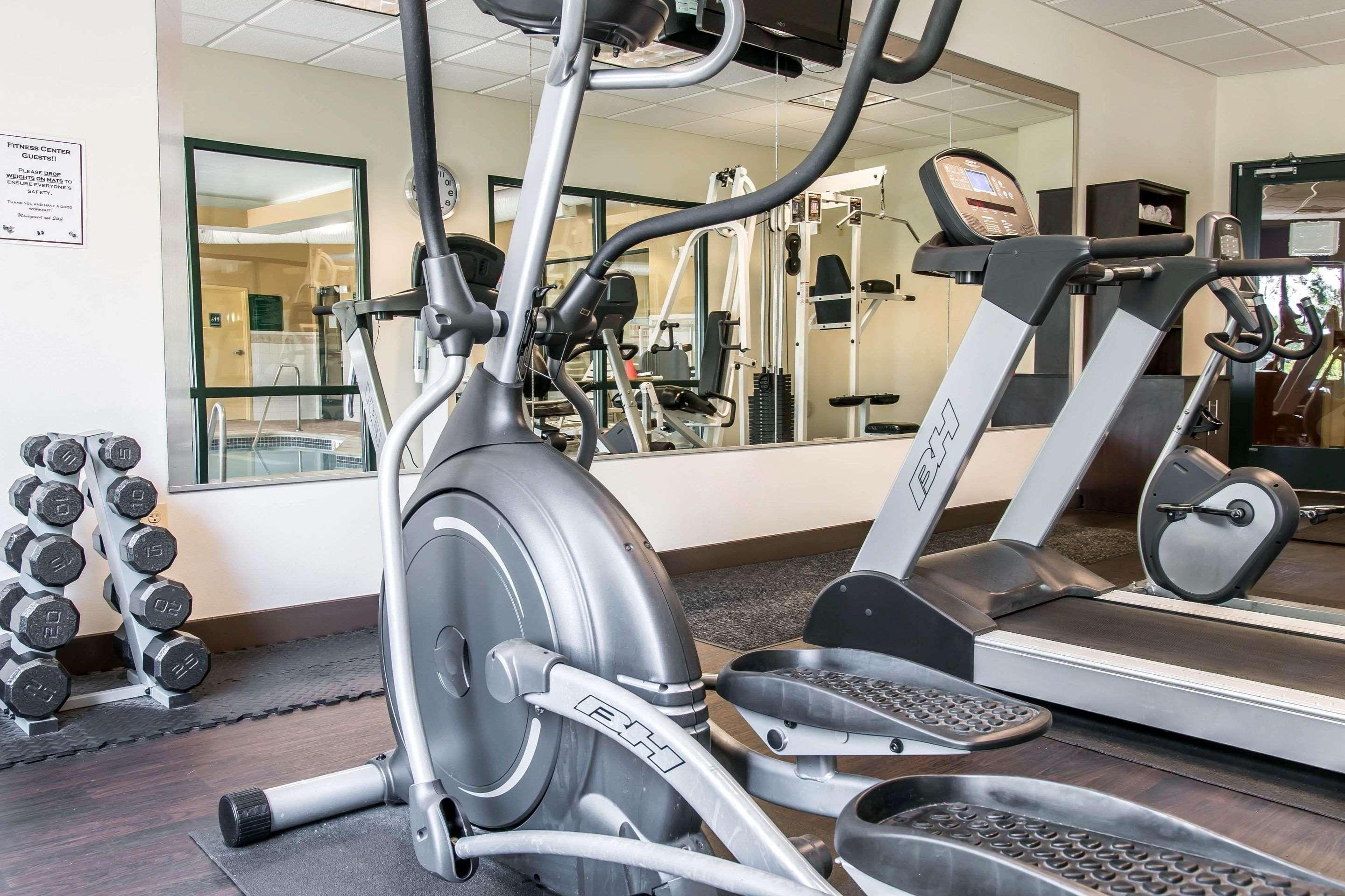 Comfort Suites Canton - Detroit Ngoại thất bức ảnh