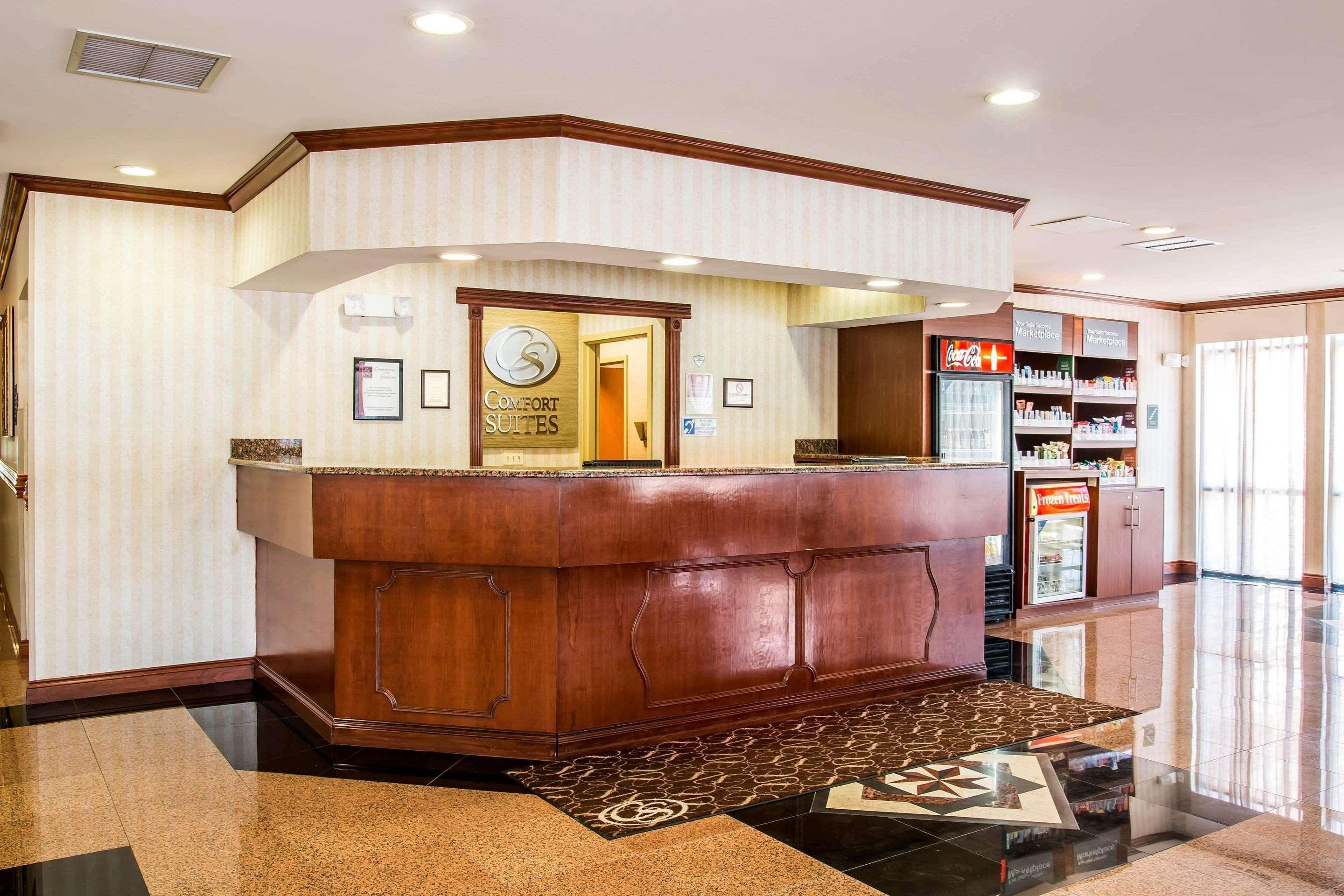 Comfort Suites Canton - Detroit Ngoại thất bức ảnh
