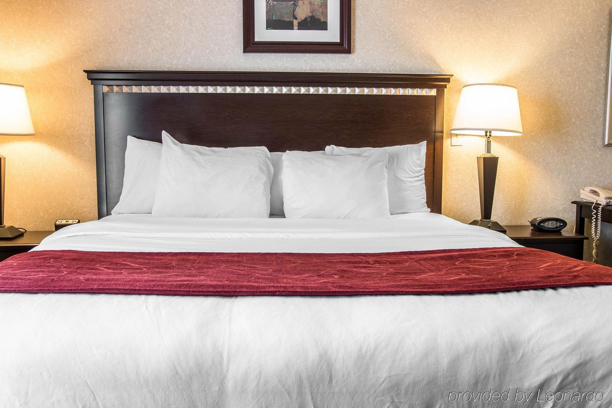 Comfort Suites Canton - Detroit Ngoại thất bức ảnh