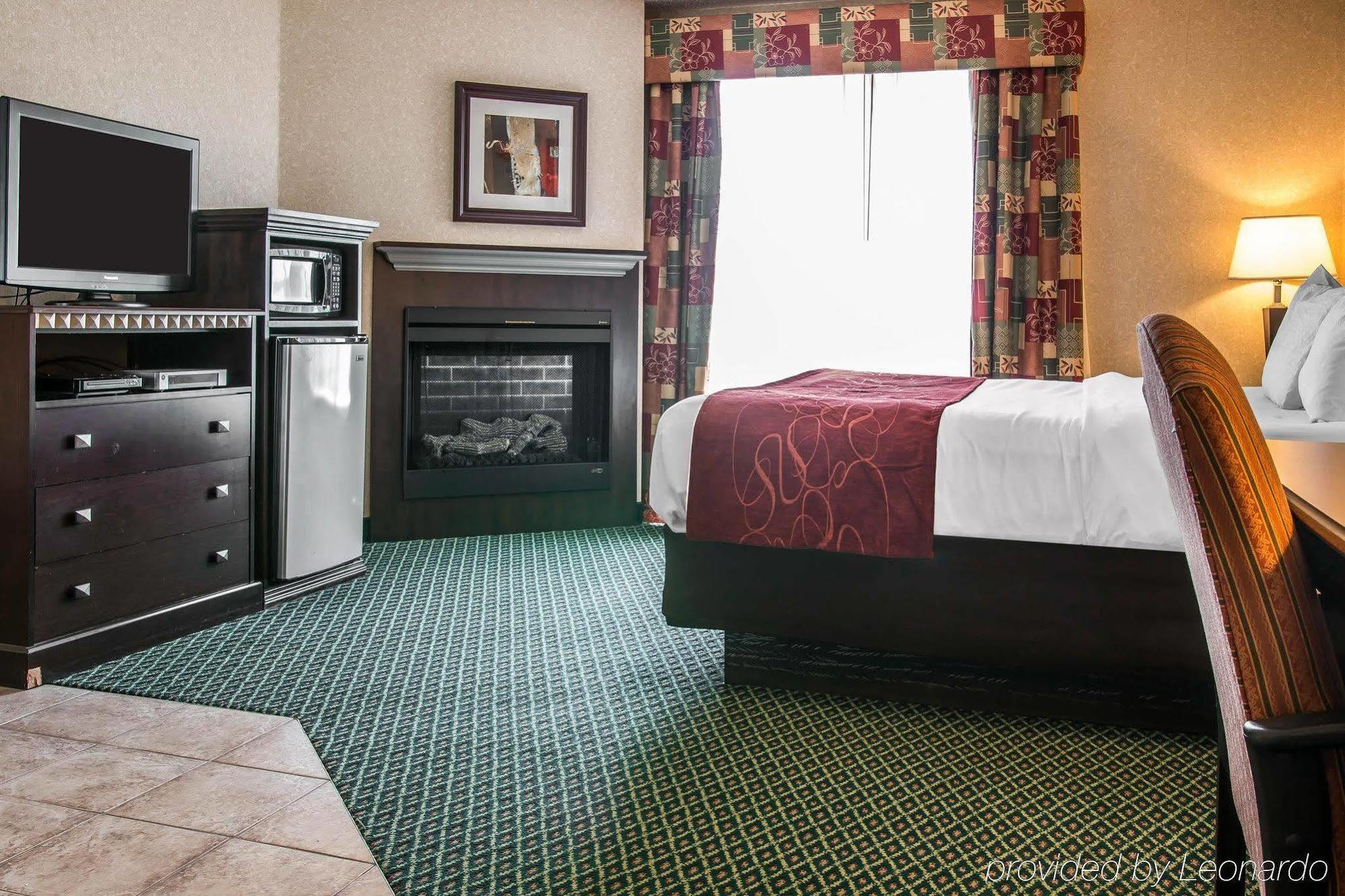 Comfort Suites Canton - Detroit Ngoại thất bức ảnh