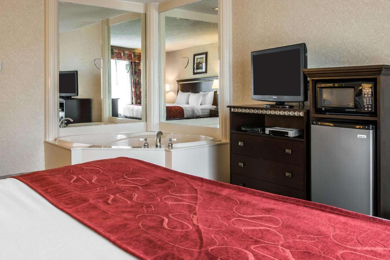 Comfort Suites Canton - Detroit Ngoại thất bức ảnh
